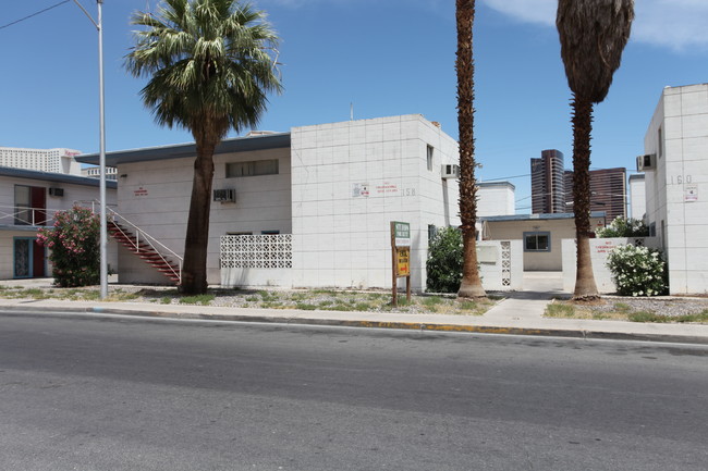 French Villa Apartments III in Las Vegas, NV - Building Photo - Building Photo