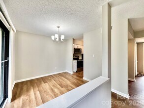 11084 Harrowfield Rd in Charlotte, NC - Building Photo - Building Photo