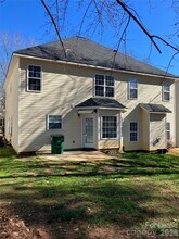 19113 Kanawha Dr in Cornelius, NC - Building Photo - Building Photo