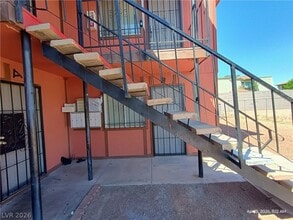 3647 Kolendo Ct in Las Vegas, NV - Building Photo - Building Photo