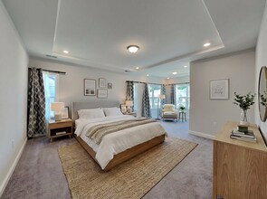 8451 Seawell School Rd in Chapel Hill, NC - Foto de edificio - Building Photo