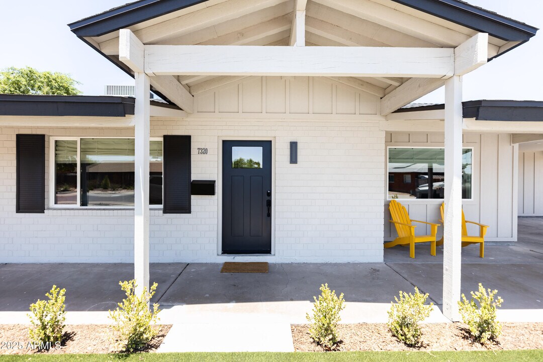 7320 E Granada Rd in Scottsdale, AZ - Building Photo