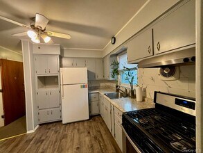 247-15 143rd Ave in Queens, NY - Building Photo - Building Photo