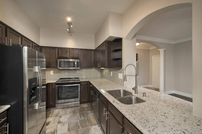 3377 Blackburn St in Dallas, TX - Building Photo