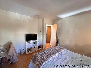 128 Marginal St in Boston, MA - Building Photo - Building Photo