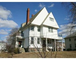 115 Trenton St in Pawtucket, RI - Building Photo