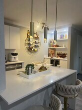 10780 N Kendall Dr in Miami, FL - Building Photo - Building Photo