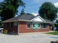 1811 Carter Rd Apartments