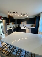 1432 Parkway Blvd in Coquitlam, BC - Building Photo - Building Photo