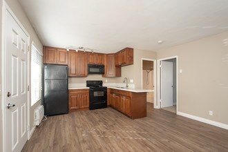 Tierra Del Rey in La Mesa, CA - Building Photo - Building Photo