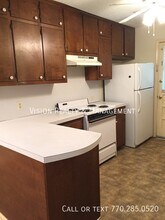 94 Brock St in Carrollton, GA - Building Photo - Building Photo