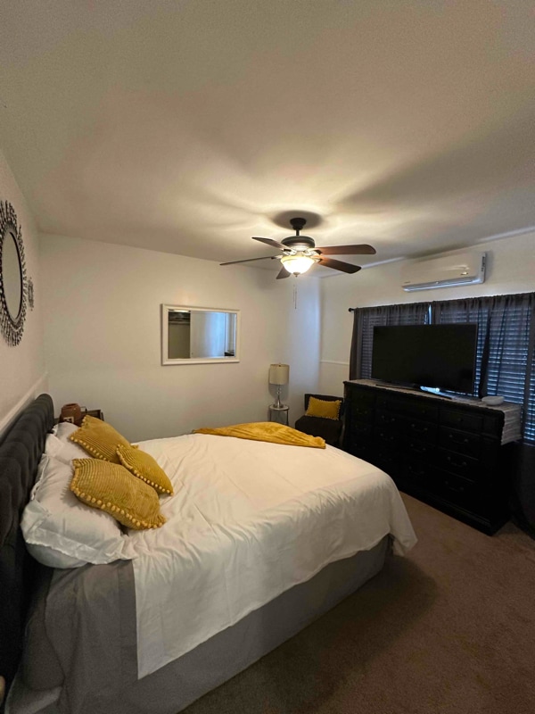 property at 867 W 9th St