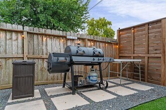 3802 Lovejoy St in Houston, TX - Building Photo - Building Photo