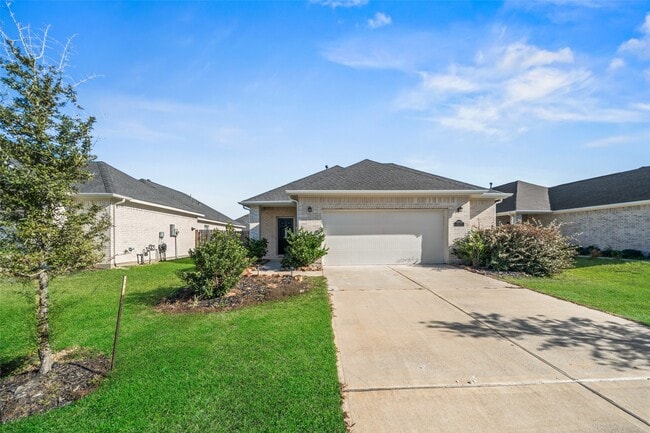 8007 Grandstand Pkwy in Fulshear, TX - Building Photo - Building Photo