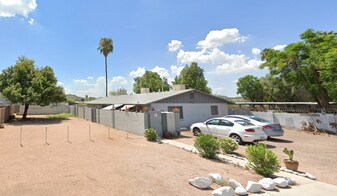 2601 E Monte Cristo Ave in Phoenix, AZ - Building Photo