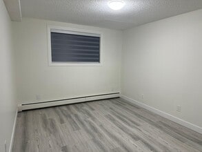 4507-144 44 Ave in Stony Plain, AB - Building Photo - Building Photo