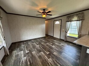 426 Chestnut Dr in Lockport, NY - Building Photo - Building Photo