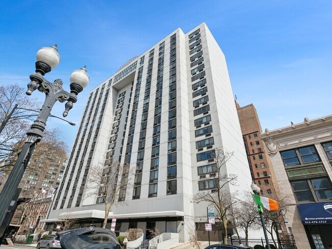 property at 1221 N Dearborn Pkwy