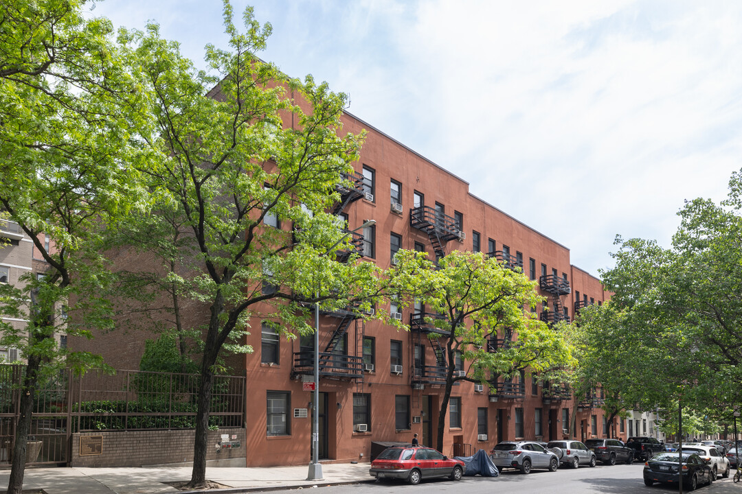 207 E 88th St in New York, NY - Foto de edificio