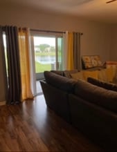 9745 Hound Chase Dr in Gibsonton, FL - Foto de edificio - Building Photo