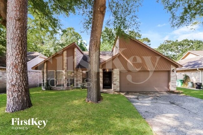 property at 2011 Woodhue Dr