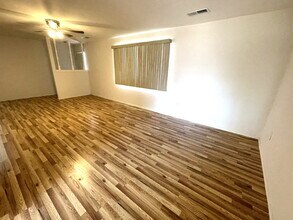 2240 Stoner St SW in Albuquerque, NM - Building Photo - Building Photo