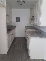 1415 E Cruces St, Unit #4 in Wilmington, CA - Building Photo