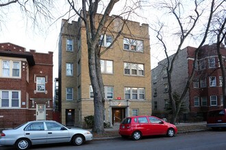 Rogers Park in Chicago, IL - Building Photo - Building Photo