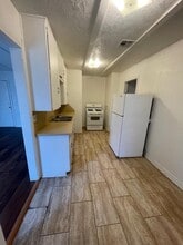 1027 Arkansas St in Norman, OK - Building Photo - Building Photo