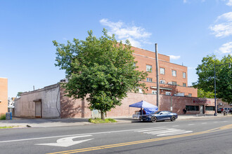 6511 Fort Hamilton Pky in Brooklyn, NY - Building Photo - Building Photo