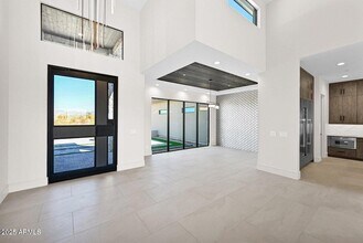 7261 E Via Dona Rd in Scottsdale, AZ - Building Photo - Building Photo