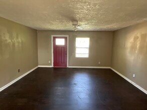 1421 Wapoo Dr in North Augusta, SC - Building Photo - Building Photo