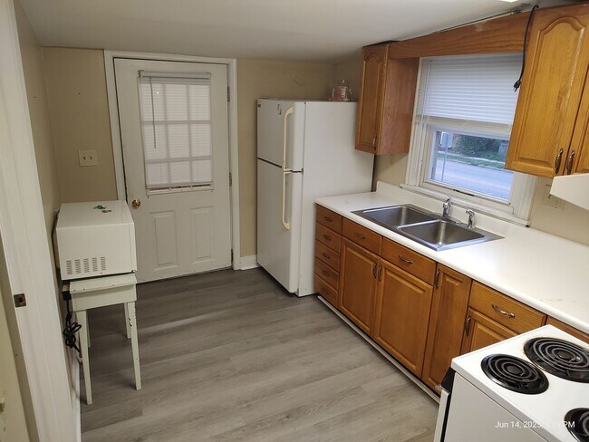 235 E Locust St in Mechanicsburg, PA - Building Photo - Building Photo
