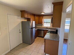 1317-1321 Gaynor Ave in Richmond, CA - Building Photo - Building Photo