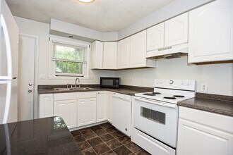 17 Byard St, Unit 17 in Athens, OH - Building Photo - Building Photo