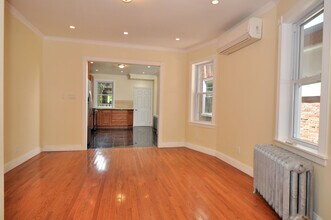 4632 Locust St in Philadelphia, PA - Foto de edificio - Building Photo