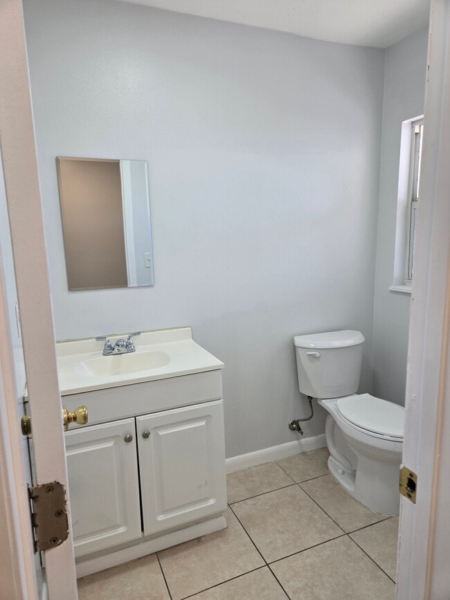801 Washington St, Unit A in Cocoa, FL - Building Photo - Building Photo
