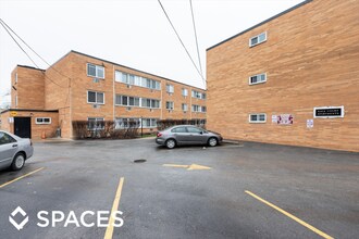 8544 Niles Center Rd in Skokie, IL - Building Photo - Building Photo