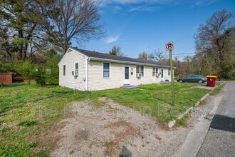 1528 Lincoln St in Petersburg, VA - Building Photo - Building Photo