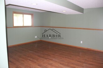 4874 Opal Ln NW in Rochester, MN - Building Photo - Building Photo