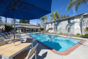 Hazel Wood Apartments in Orangevale, CA - Building Photo