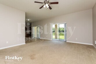 361 Bella Rosa Cir in Sanford, FL - Building Photo - Building Photo