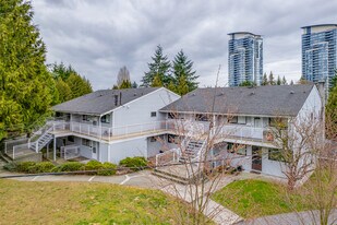 5502-5548 Broadway in Burnaby, BC - Building Photo