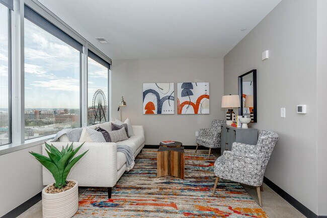 Flashcube Apartments in Kansas City, MO - Building Photo - Interior Photo