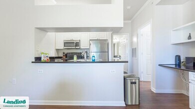 5406 Viewcrest Way in Raleigh, NC - Foto de edificio - Building Photo