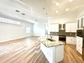 195 Via Veracruz in Jupiter, FL - Building Photo - Building Photo