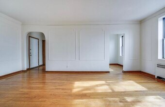 301 Palisade Ave in Union City, NJ - Building Photo - Building Photo