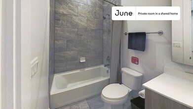 Room in Shared 4 bed/2 bath home, Unit A in Washington, DC - Foto de edificio - Building Photo