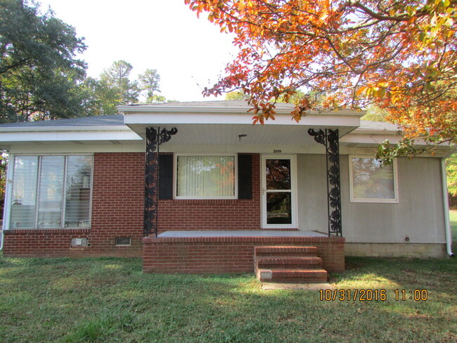 property at 2019 Bessemer City Rd