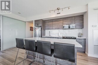70-3670 Distillery Lane in Toronto, ON - Building Photo - Building Photo